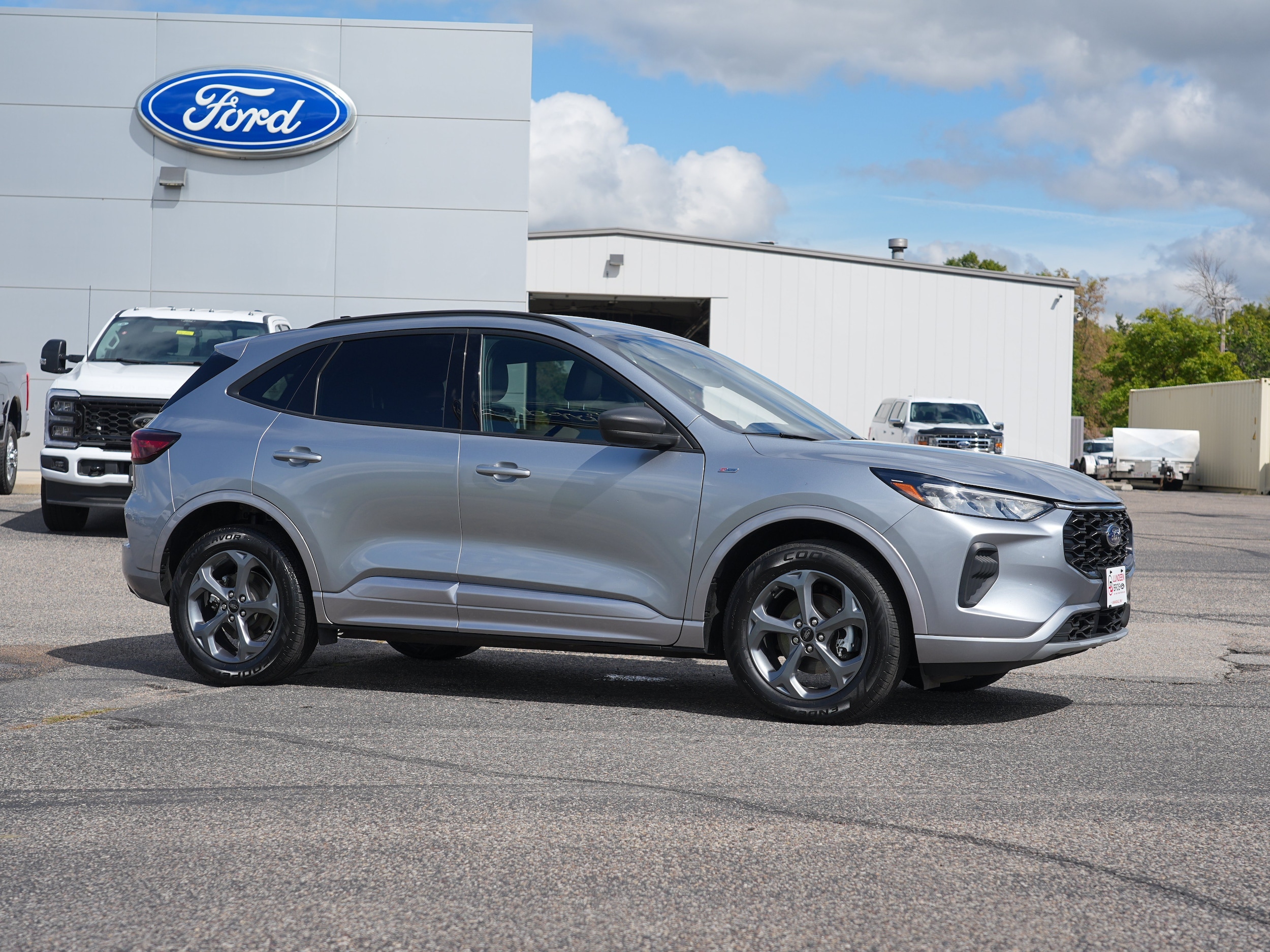 Used 2024 Ford Escape ST-Line with VIN 1FMCU9MN4RUA97572 for sale in Annandale, Minnesota