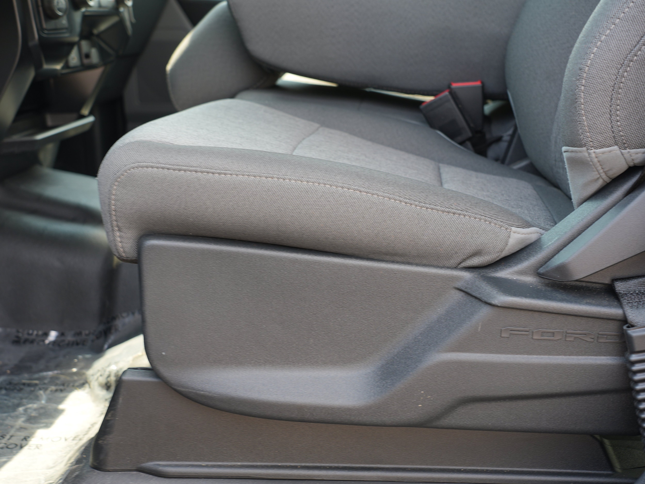 2025 Ford F-150 XL - Photo 17