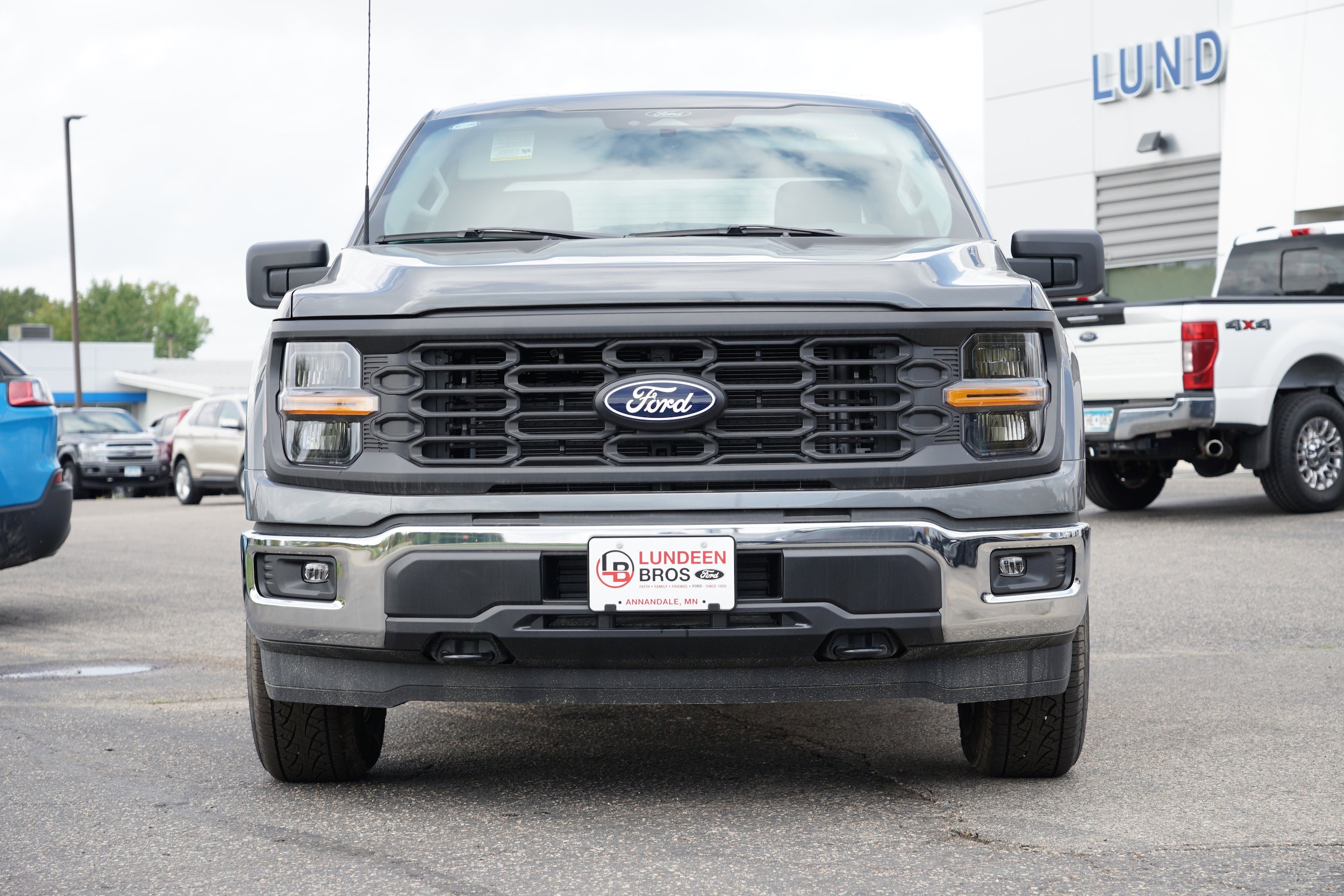2025 Ford F-150 XL - Photo 9