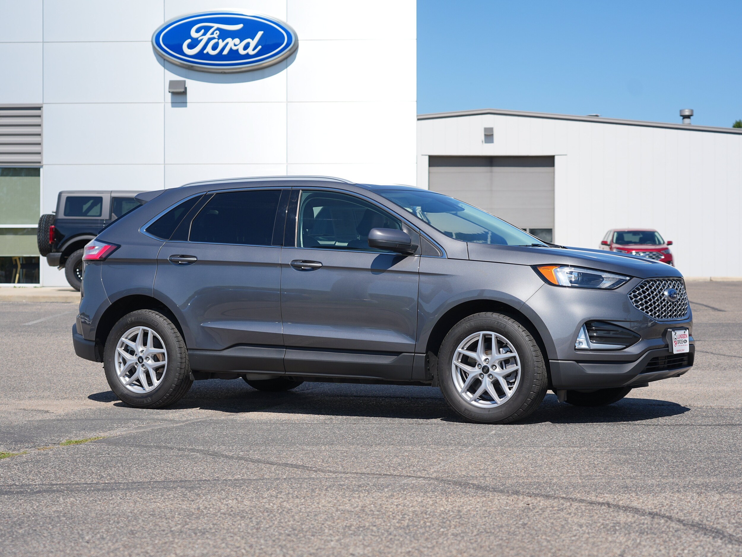 Used 2024 Ford Edge SEL with VIN 2FMPK4J94RBA30333 for sale in Annandale, Minnesota
