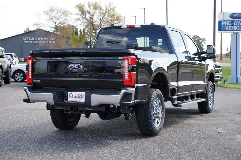 New 2026 Ford F-350SD Lariat Truck