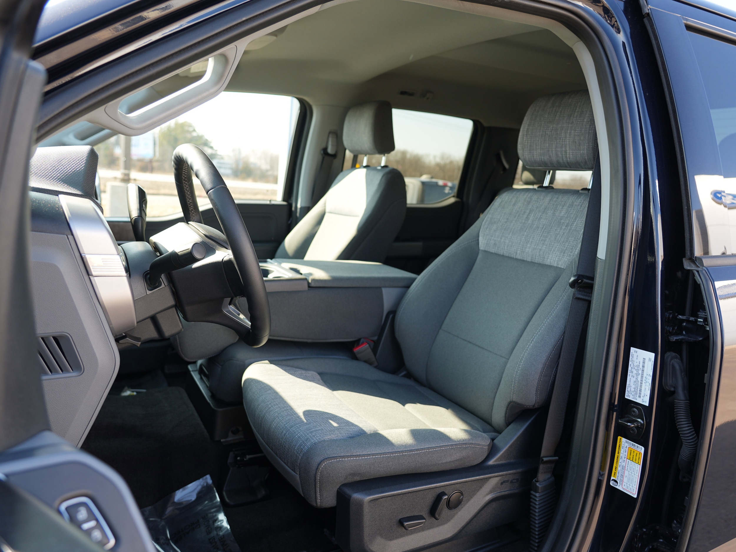 2023 Ford F-150 XLT - Photo 12