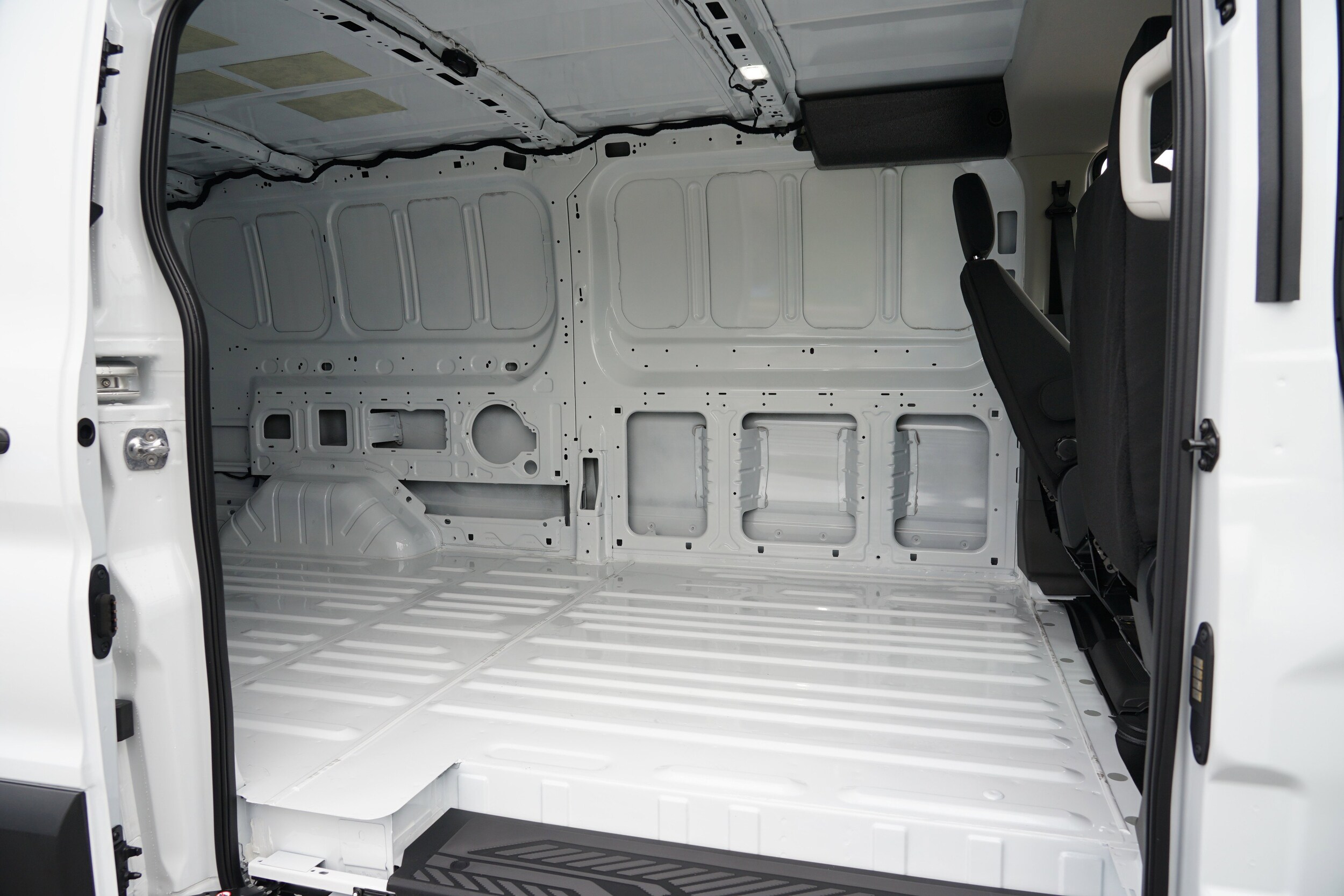 2026 Ford Transit Van Base - Photo 19