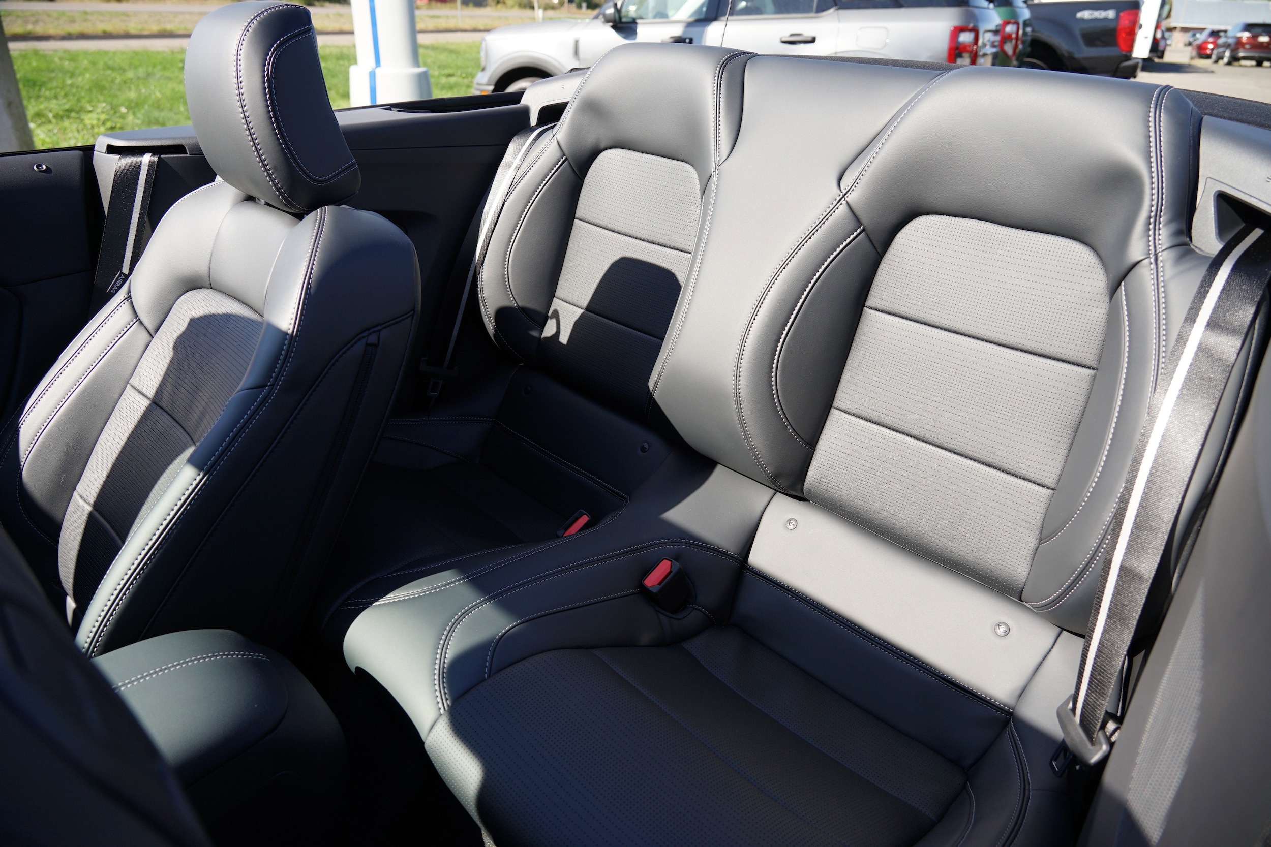 2025 Ford Mustang EcoBoost Premium Convertible - Photo 22