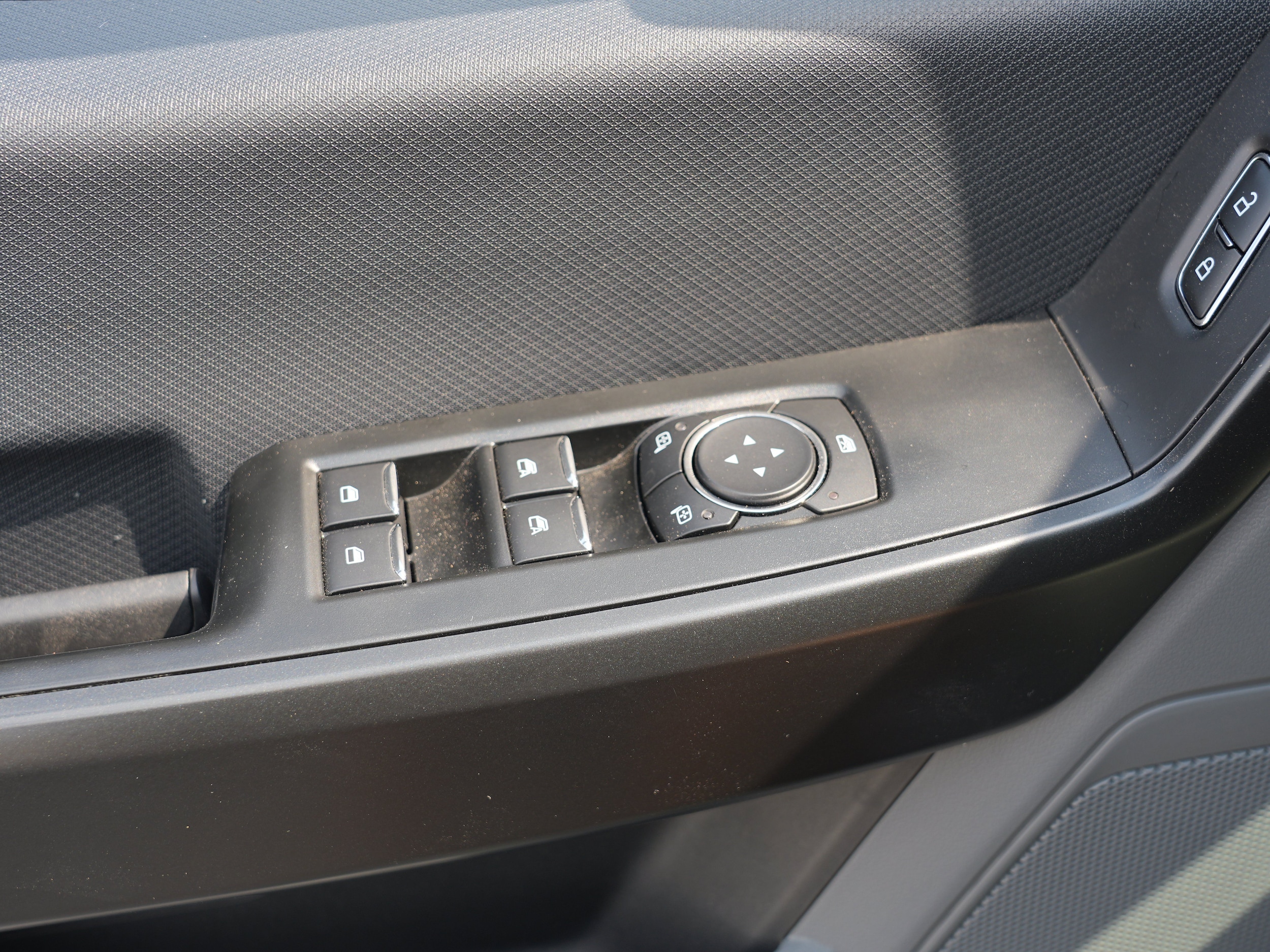 2025 Ford F-150 XL - Photo 19