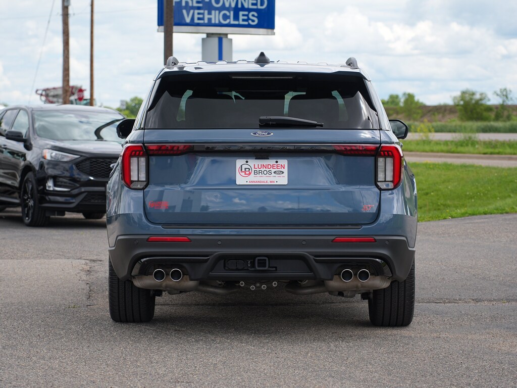 Used 2025 Ford Explorer ST SUV