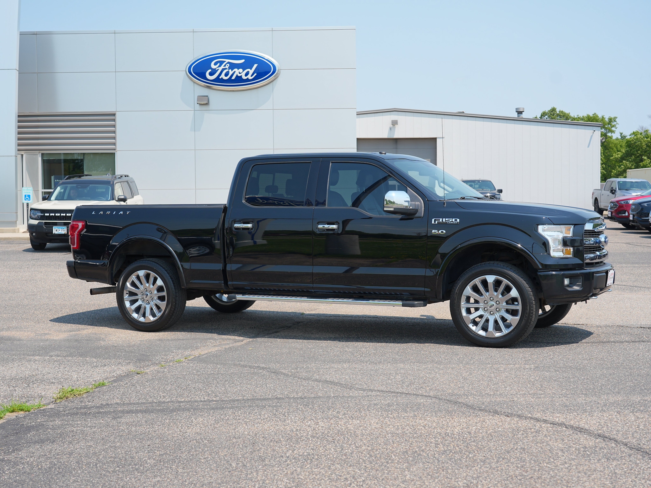 Used 2017 Ford F-150 Lariat with VIN 1FTFW1EF1HFC64462 for sale in Annandale, Minnesota
