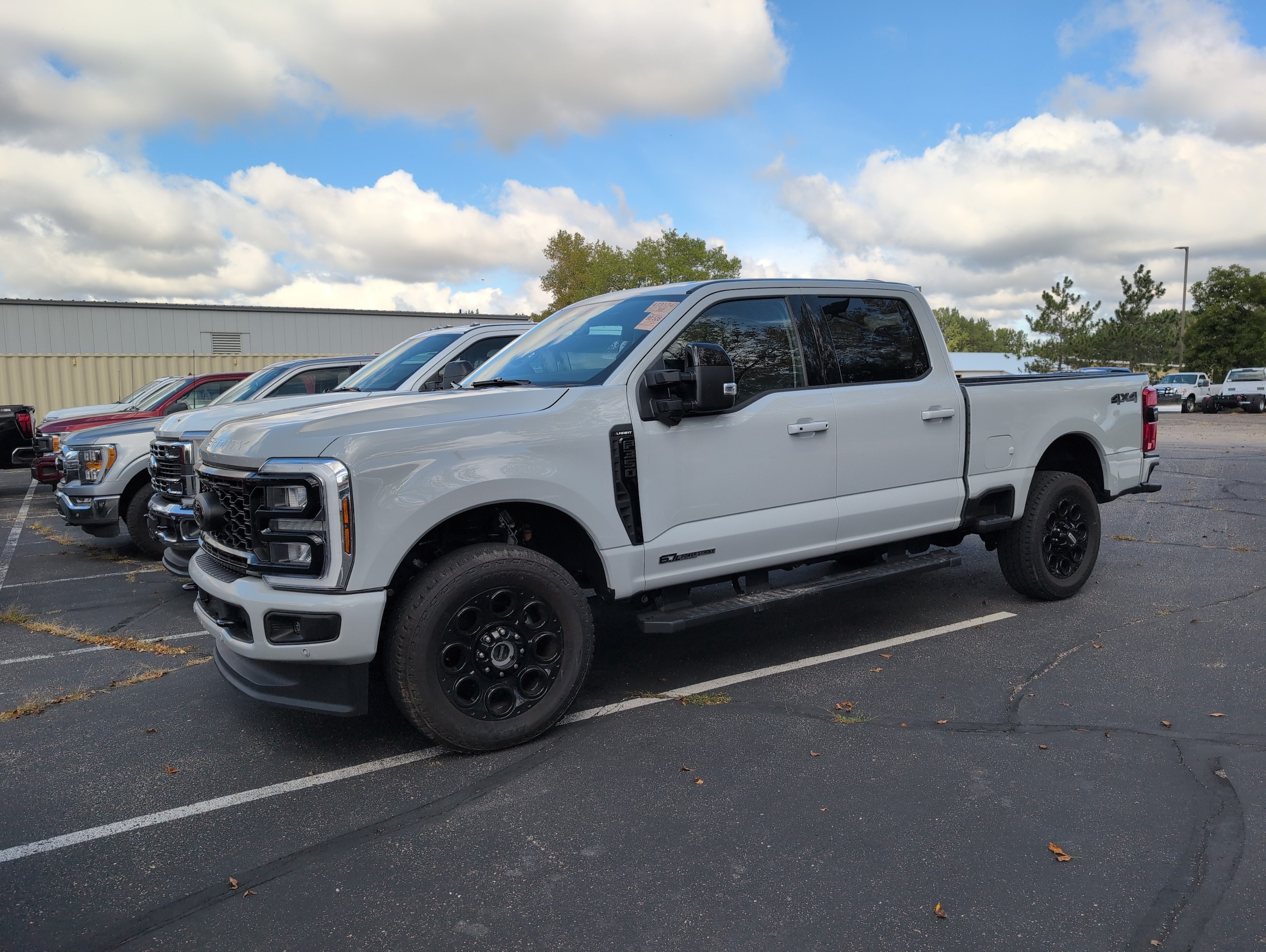 Used 2025 Ford F-350 Super Duty Lariat with VIN 1FT8W3BT0SEC06967 for sale in Annandale, Minnesota