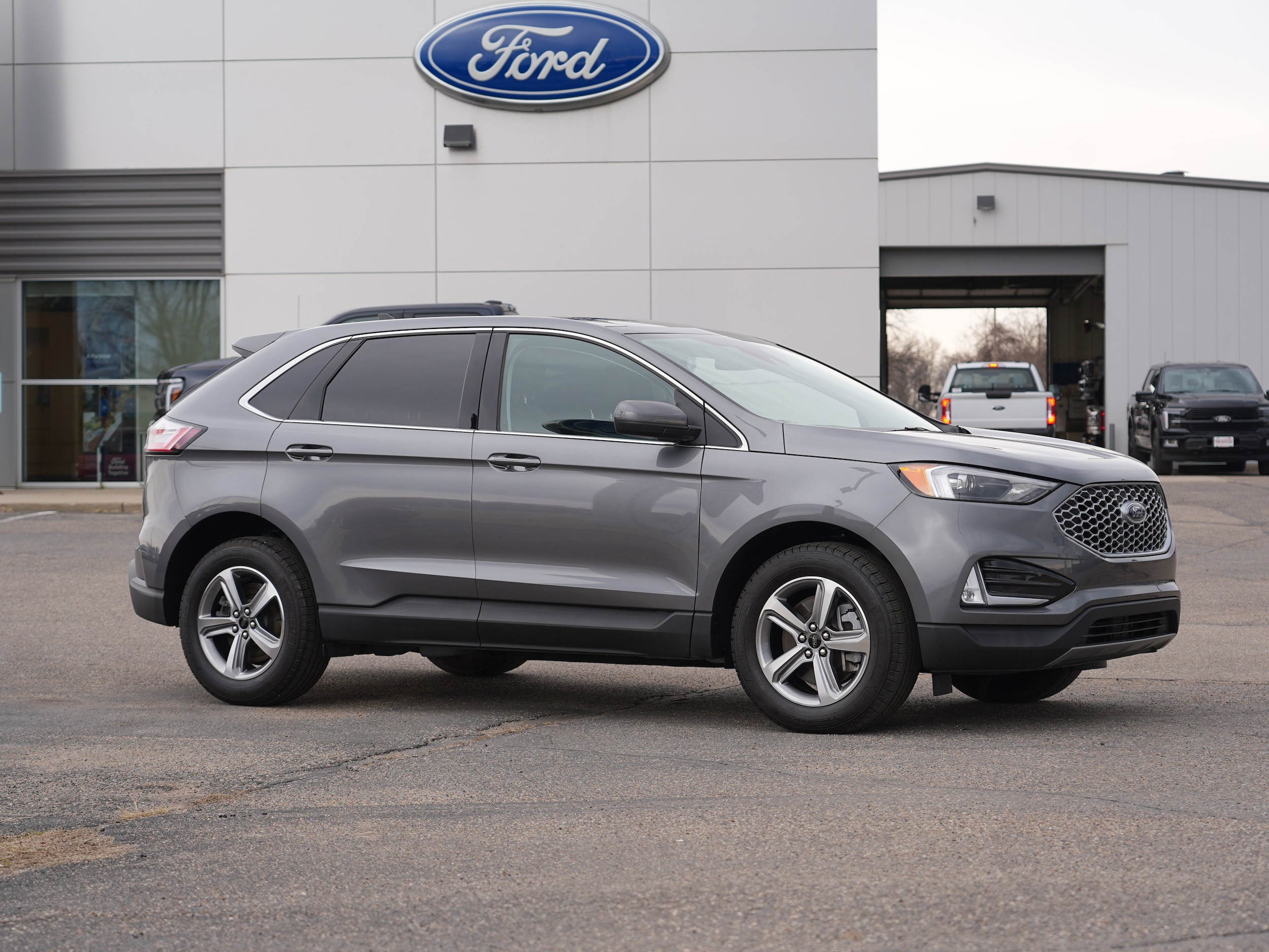 Used 2024 Ford Edge SEL with VIN 2FMPK4J94RBA11748 for sale in Annandale, Minnesota