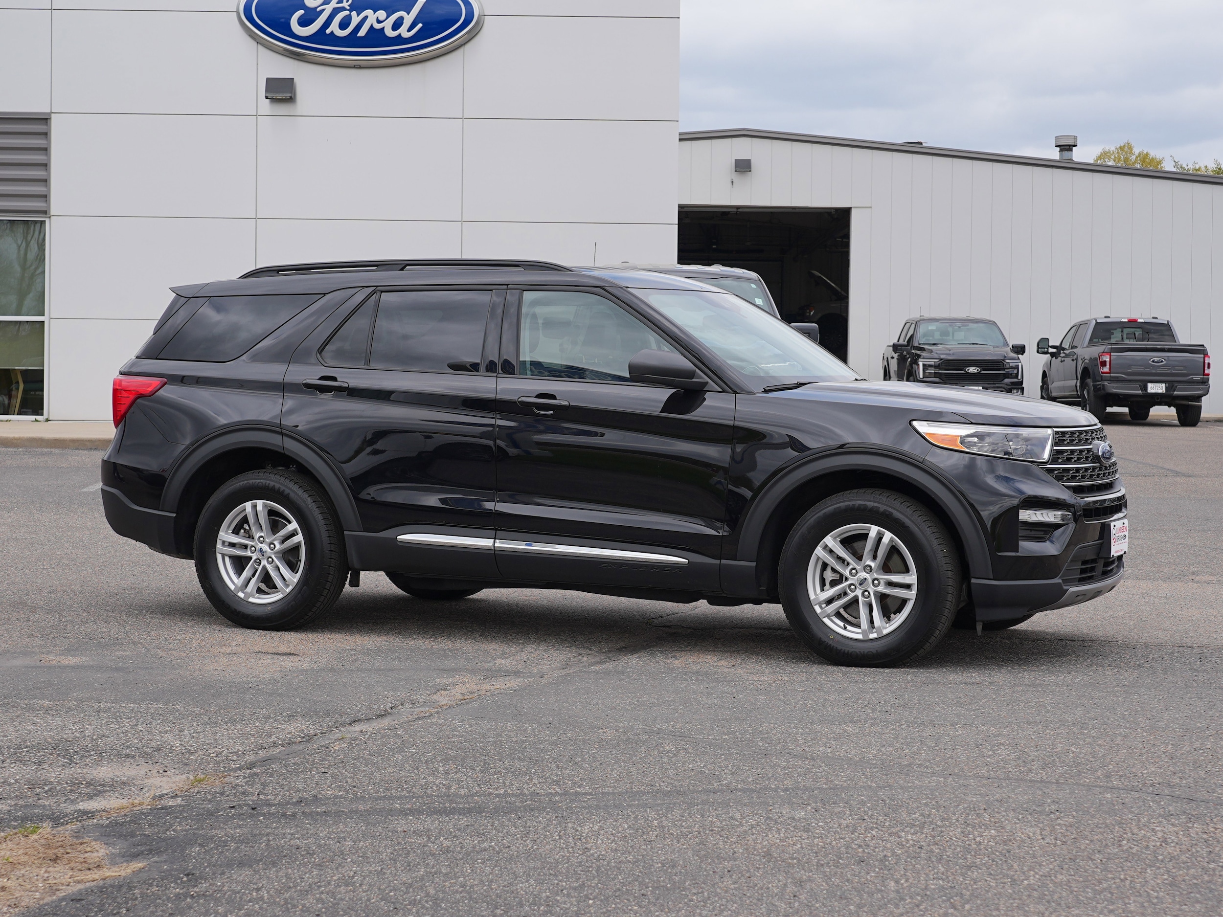 Used 2023 Ford Explorer XLT with VIN 1FMSK8DH4PGA12926 for sale in Annandale, Minnesota