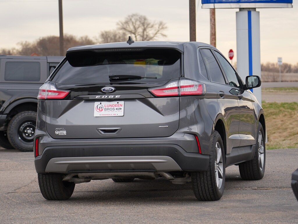 Used 2024 Ford Edge SEL SUV