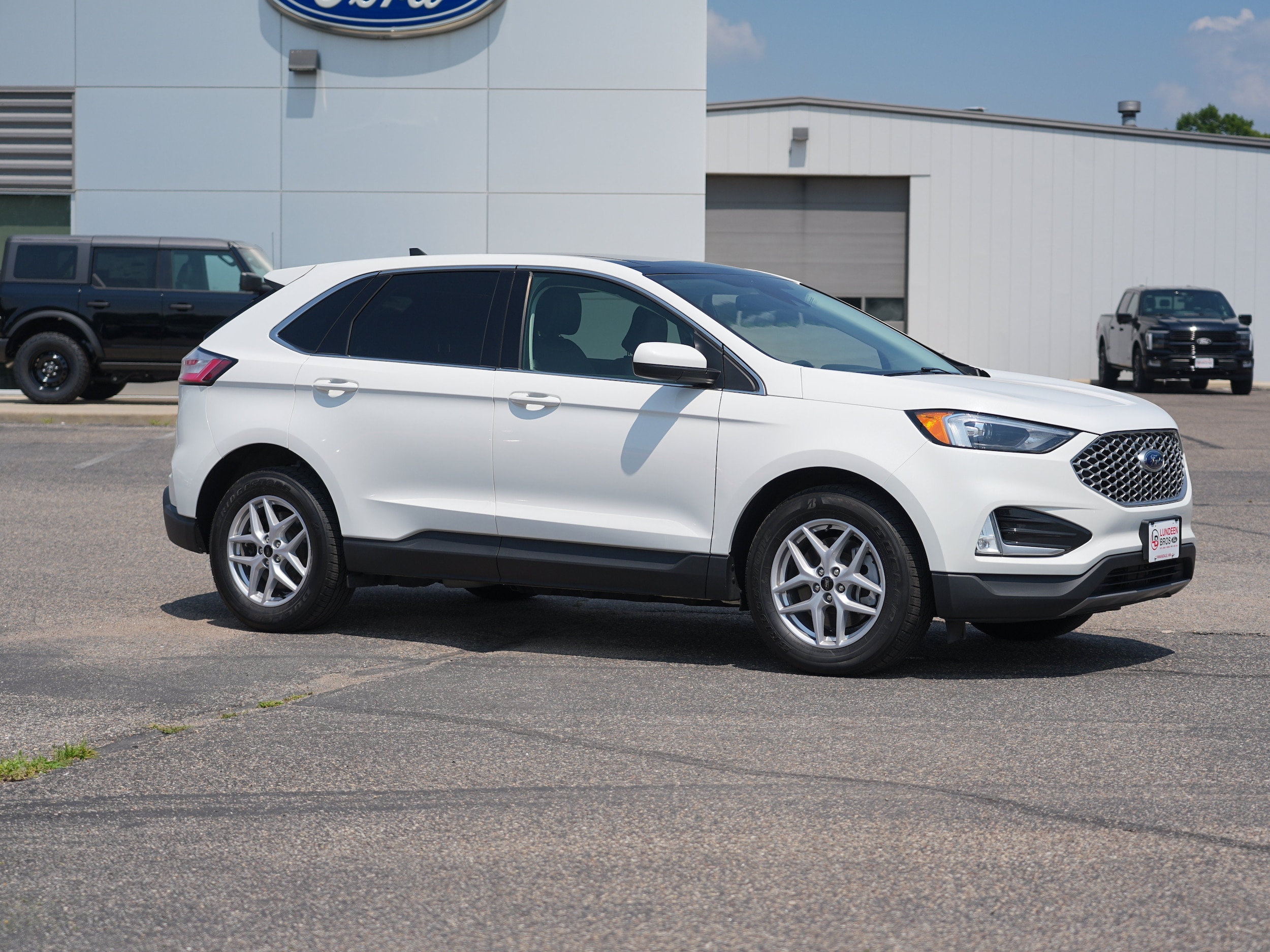 Used 2023 Ford Edge SEL with VIN 2FMPK4J9XPBA05319 for sale in Annandale, Minnesota
