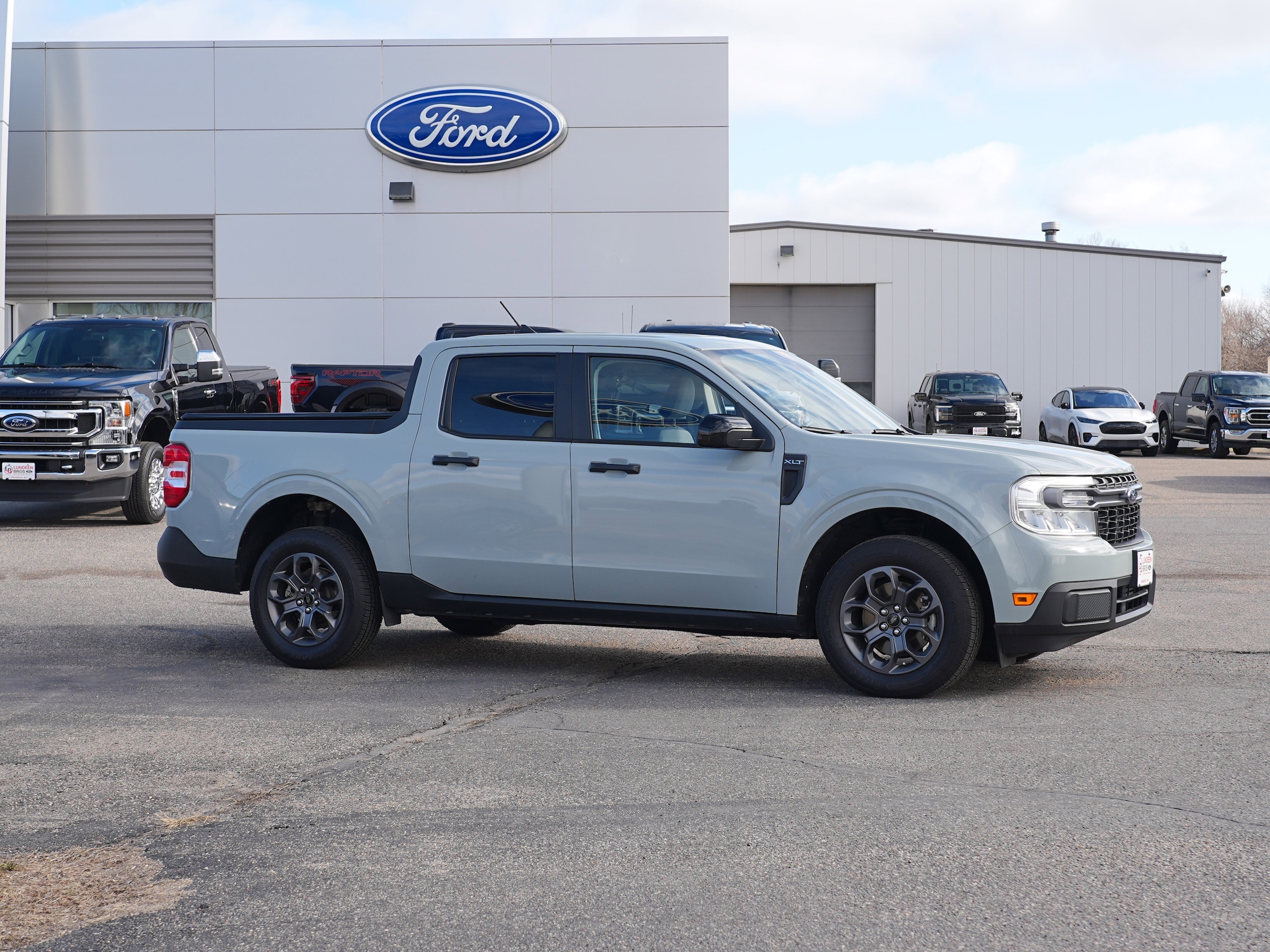 Used 2024 Ford Maverick XLT with VIN 3FTTW8J96RRA51782 for sale in Annandale, Minnesota