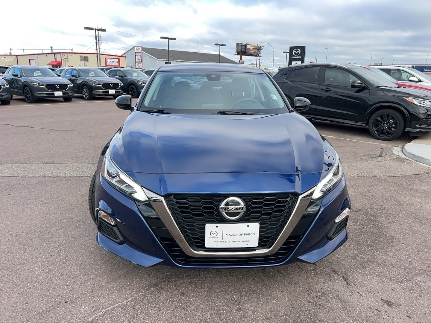 Used 2021 Nissan Altima SR with VIN 1N4BL4CV0MN381068 for sale in Fargo, ND