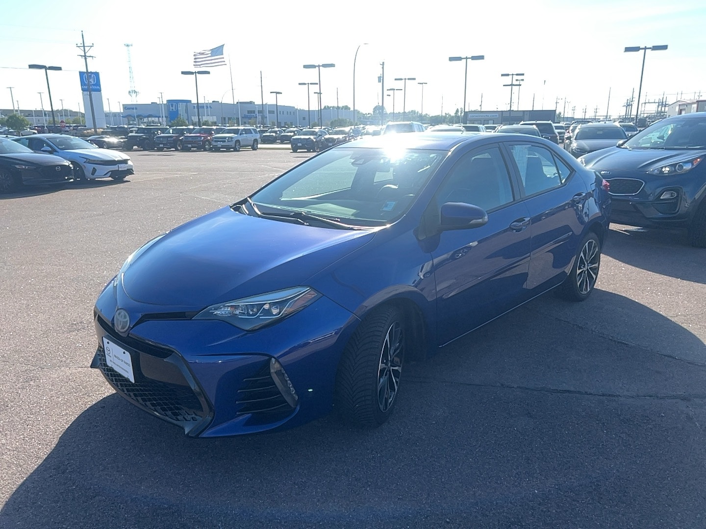 Used 2017 Toyota Corolla SE with VIN 2T1BURHE1HC773496 for sale in Fargo, ND