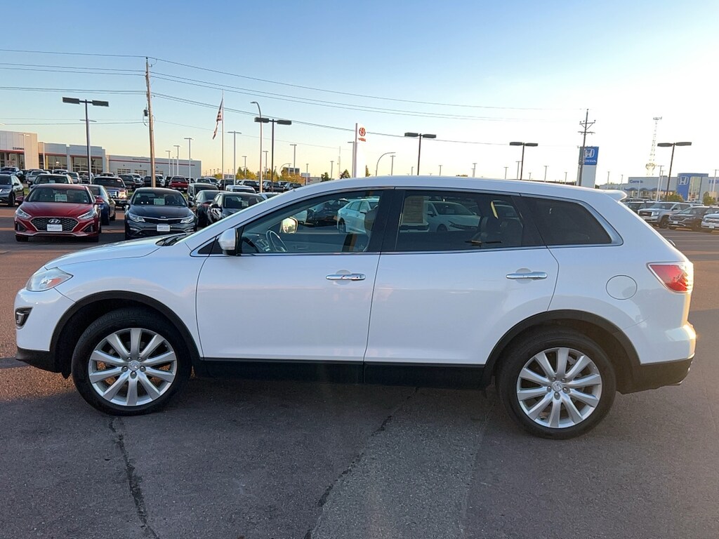 Used 2010 Mazda Mazda CX9 For Sale at Lunde Mazda of Fargo VIN