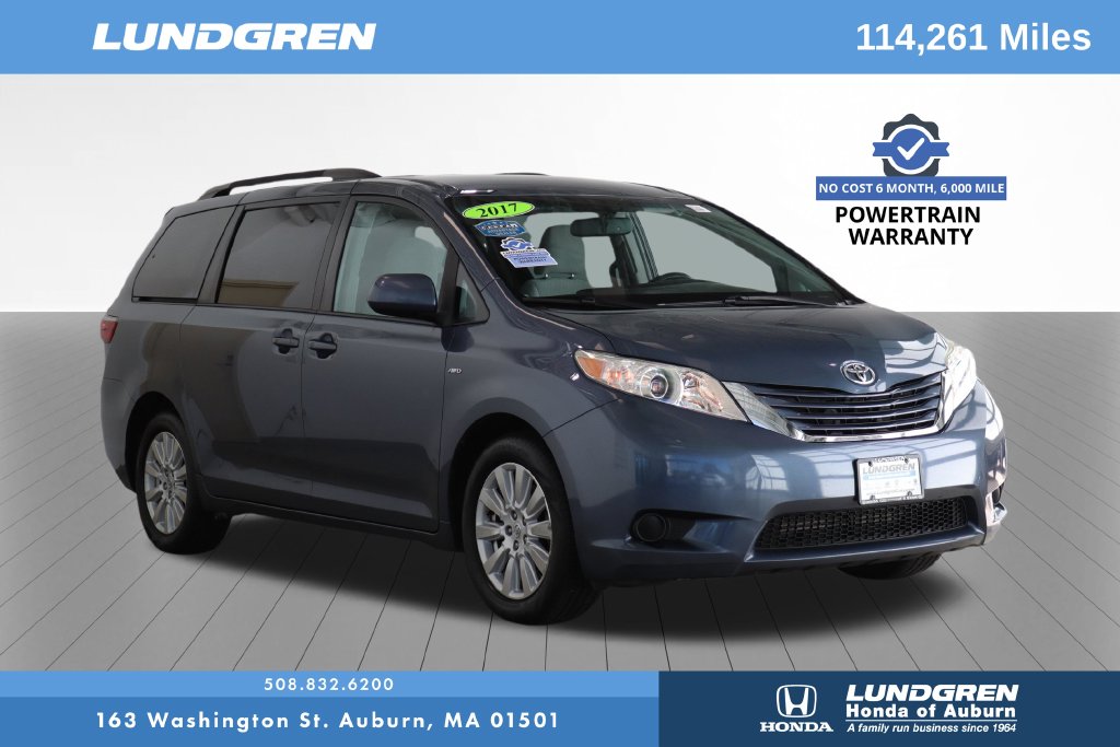 2017 Toyota Sienna LE