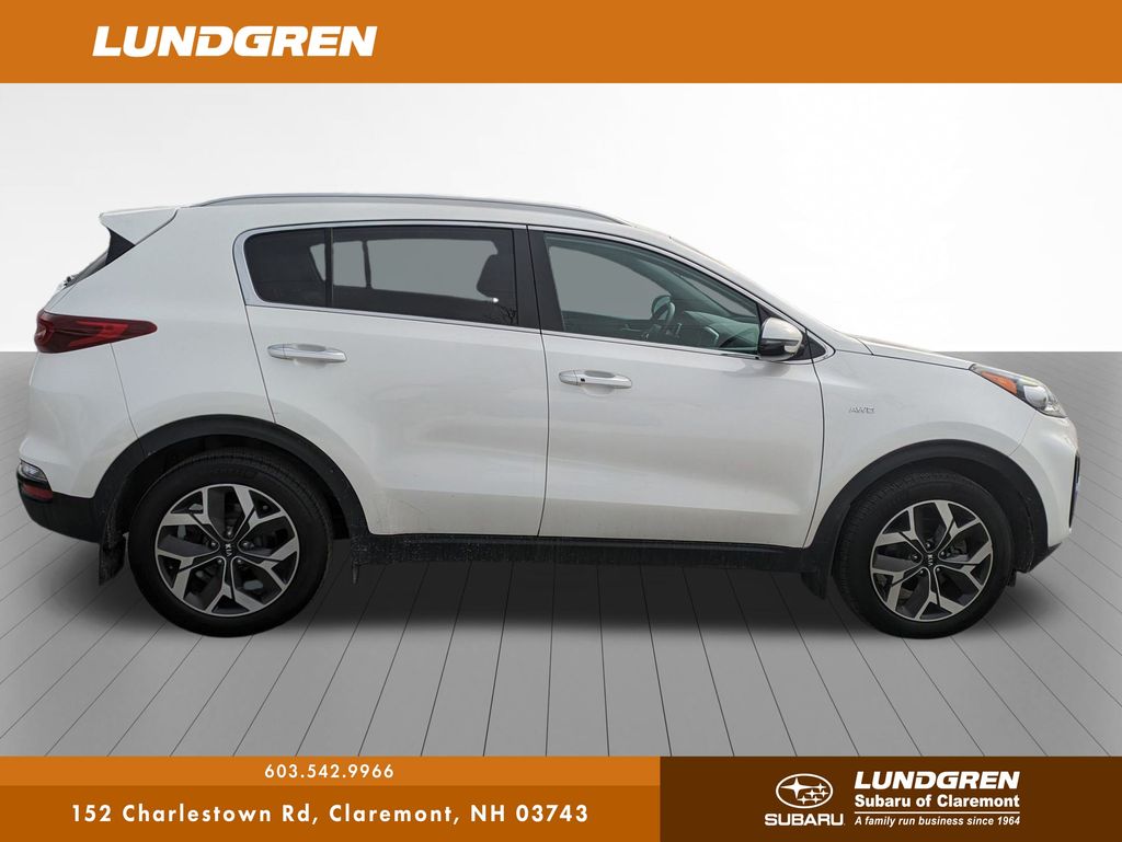 2021 Kia Sportage EX photo 2