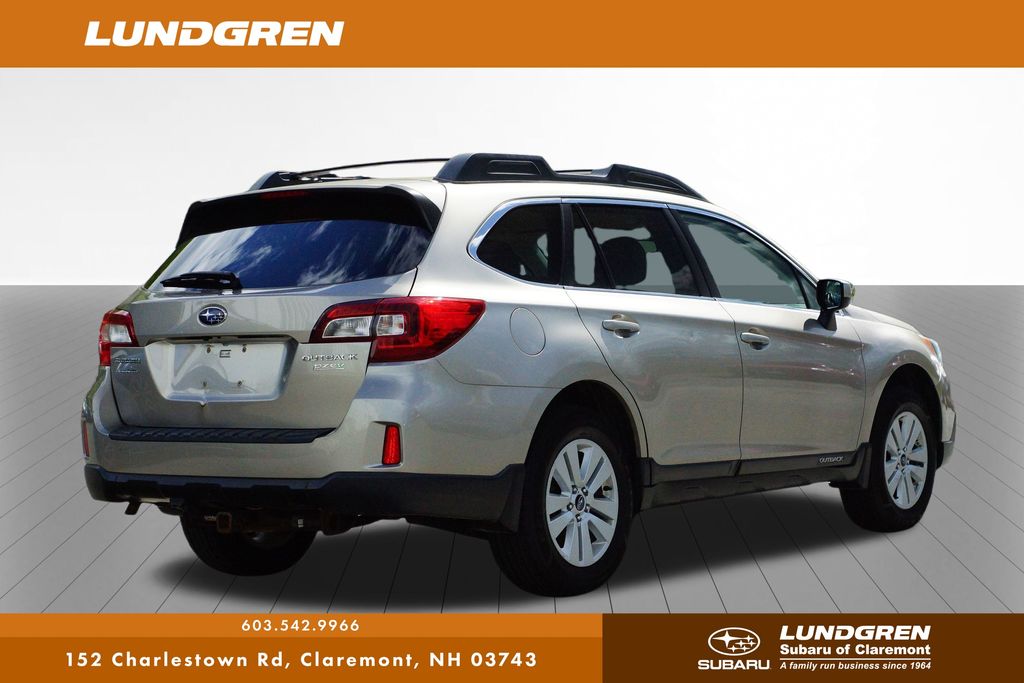 2015 Subaru Outback 2.5i Premium photo 3
