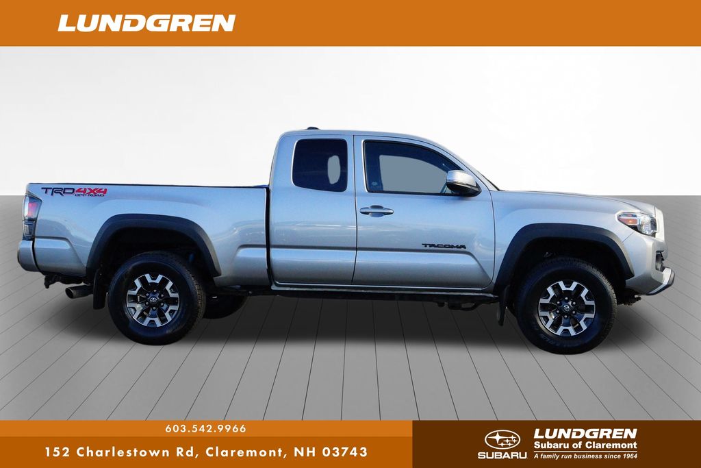 2020 Toyota Tacoma TRD Off-Road photo 2