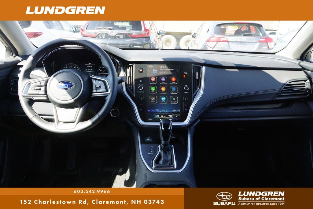 2025 Subaru Outback Premium photo 2
