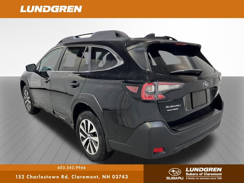 2025 Subaru Outback Premium photo 3