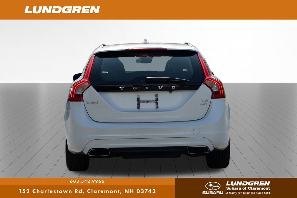 2017 Volvo V60 T5 Premier photo 4