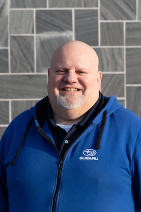 Staff member Eric Gomez from ID_fb5095e7b08f