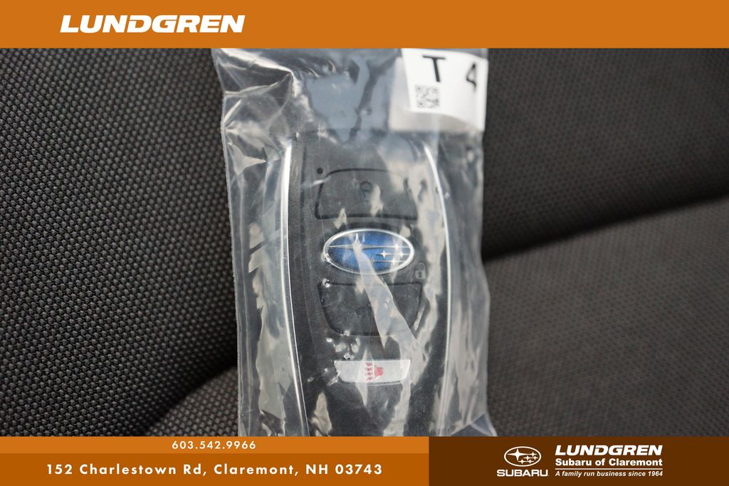 2025 Subaru Crosstrek Premium photo 4