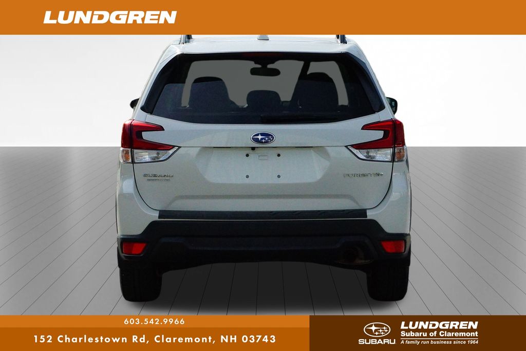 2019 Subaru Forester Premium photo 3
