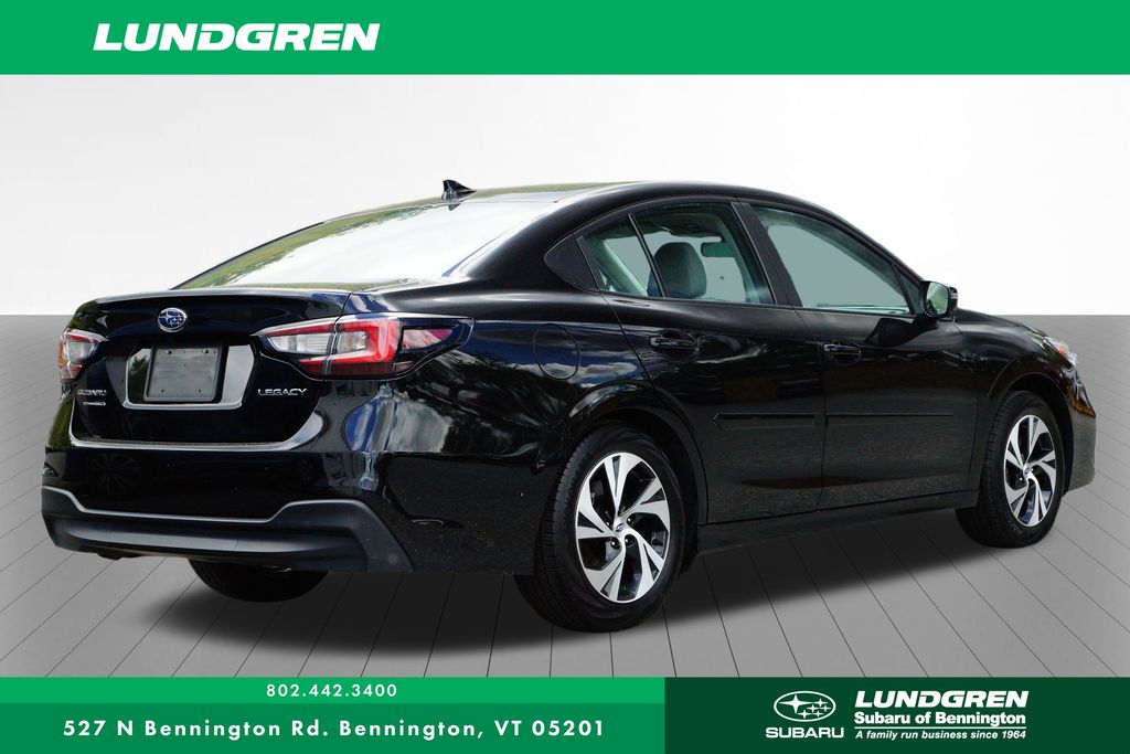 2025 Subaru Legacy Premium photo 2