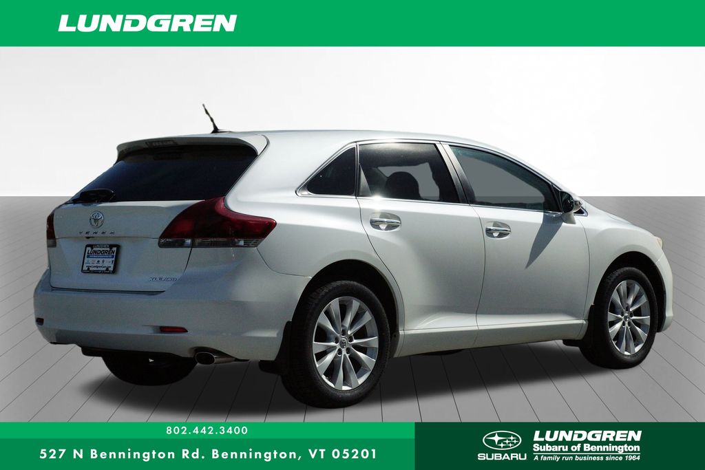 2013 Toyota Venza XLE photo 3