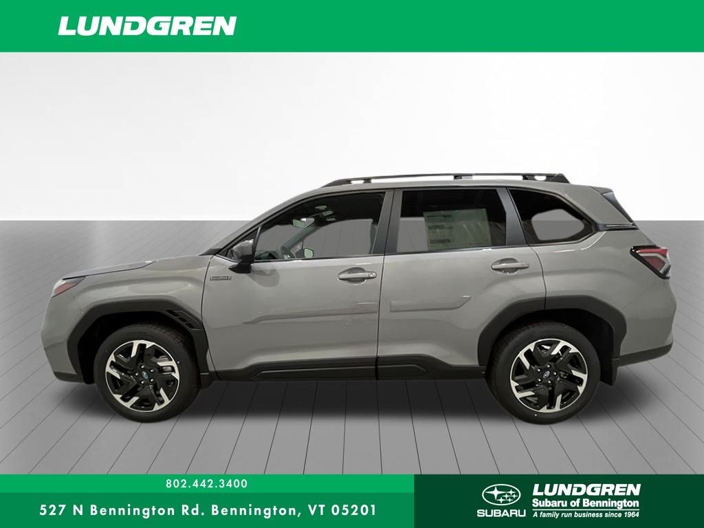 2025 Subaru Forester Premium photo 2