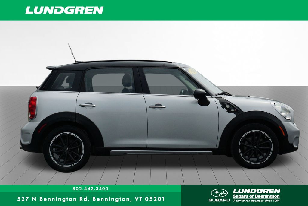 Used 2016 MINI Countryman Countryman S with VIN WMWZC5C56GWU00474 for sale in Bennington, VT