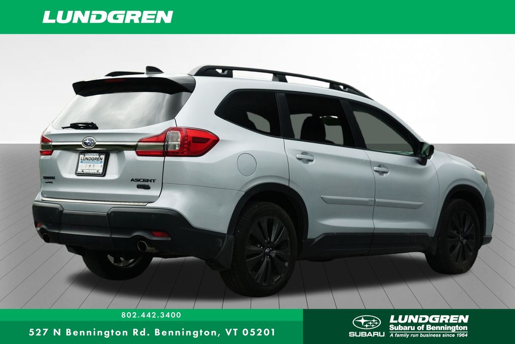 2022 Subaru Ascent Onyx Edition photo 2