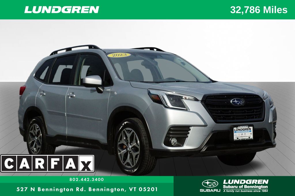 2023 Subaru Forester Premium's photo