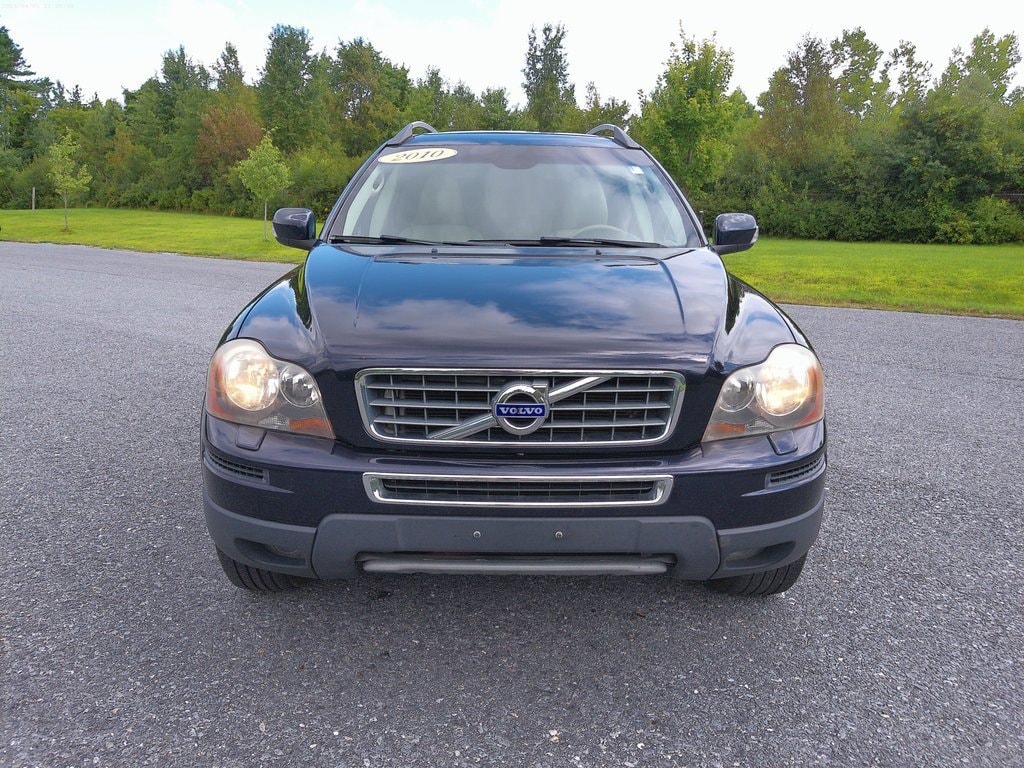 Used 2010 Volvo XC90 3.2 with VIN YV4982CZXA1553642 for sale in Bennington, VT