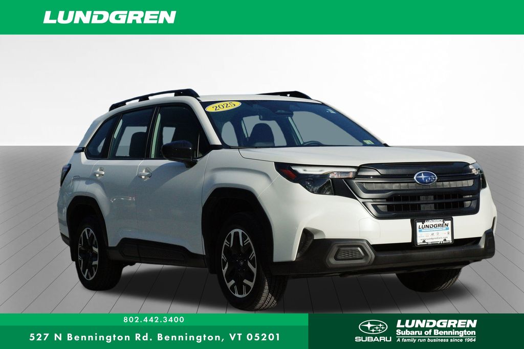 2025 Subaru Forester Base's photo