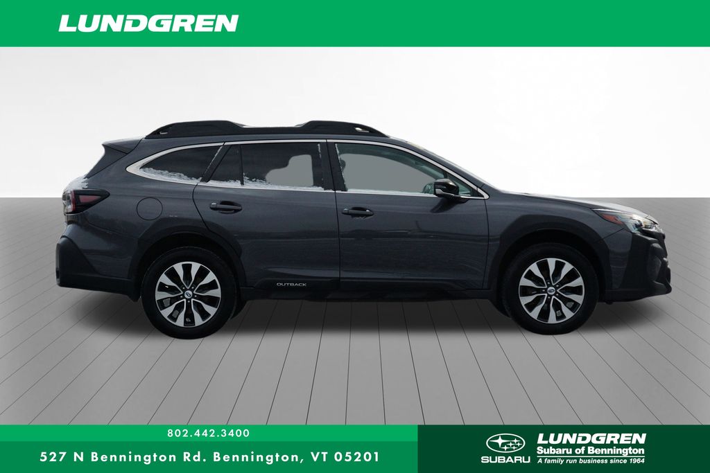 2023 Subaru Outback Limited photo 2