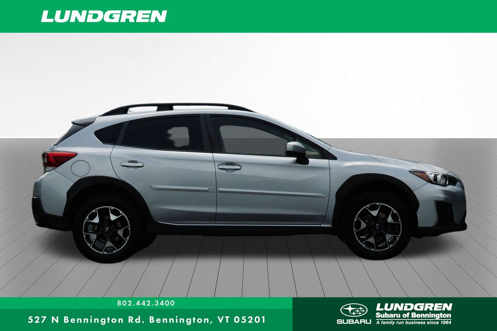 2020 Subaru Crosstrek Premium photo 2