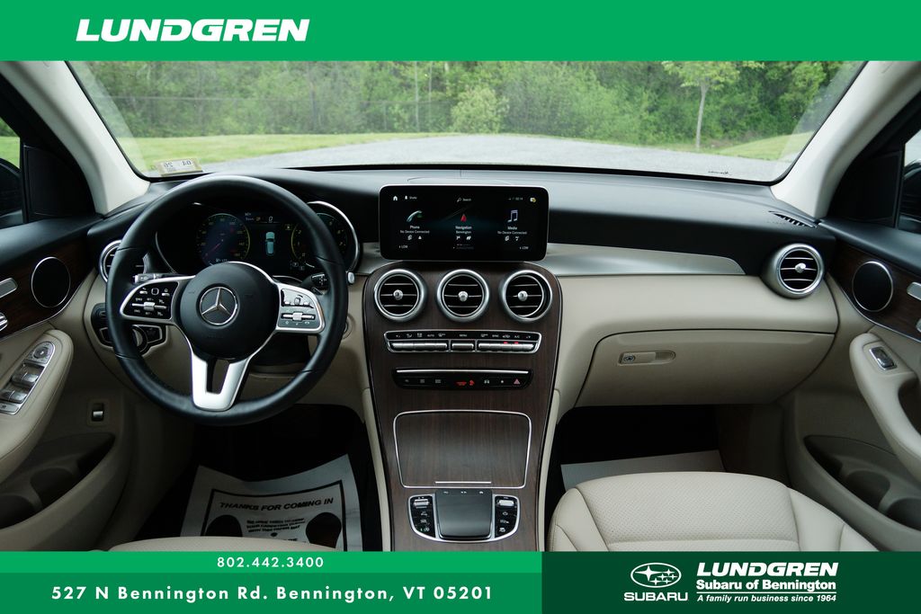 2022 Mercedes Benz GLC 300 4MATIC photo 4