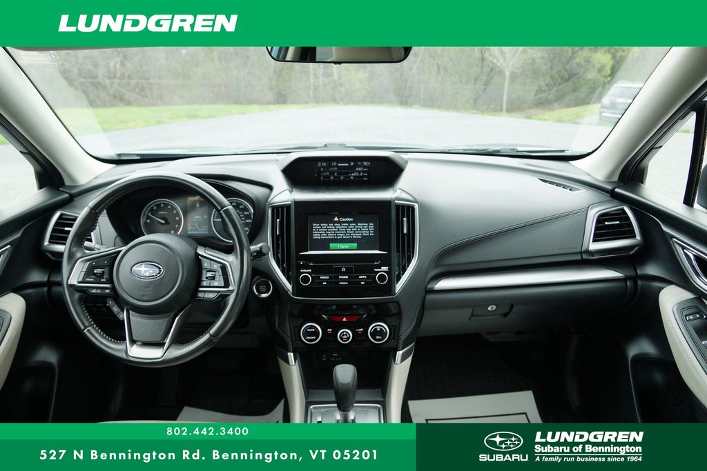 2020 Subaru Forester Premium photo 4