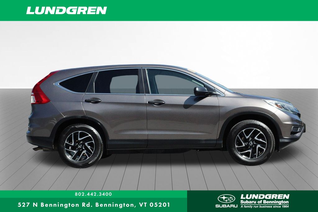 2016 Honda CR-V SE photo 2