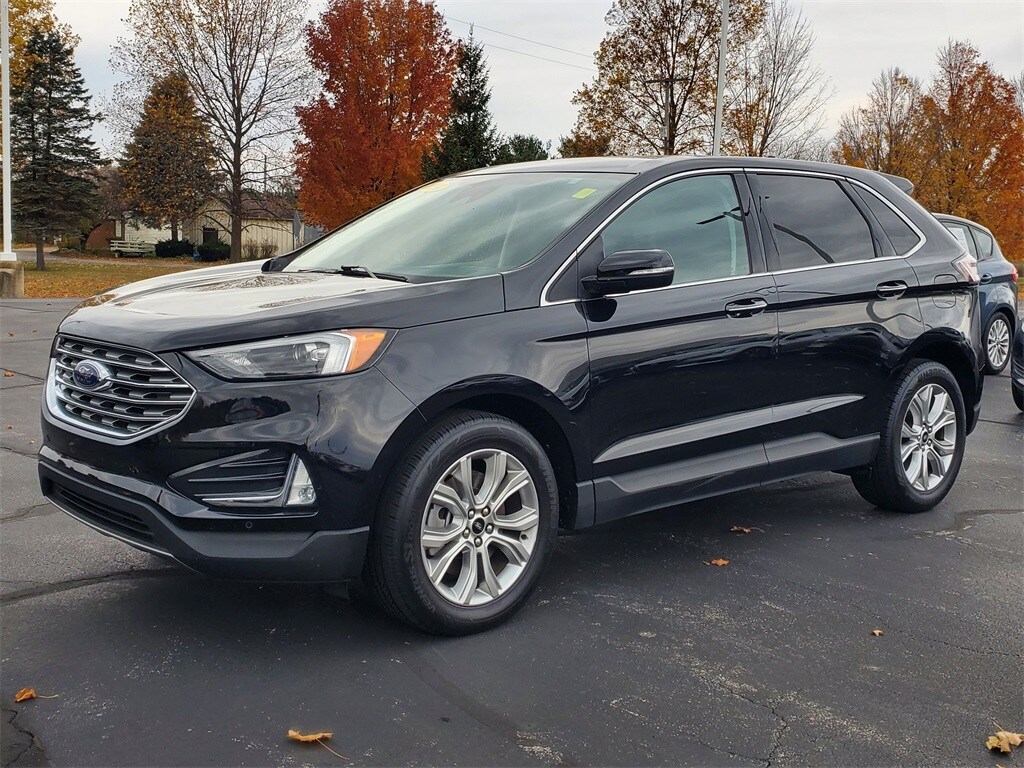 Used 2024 Ford Edge Titanium SUV
