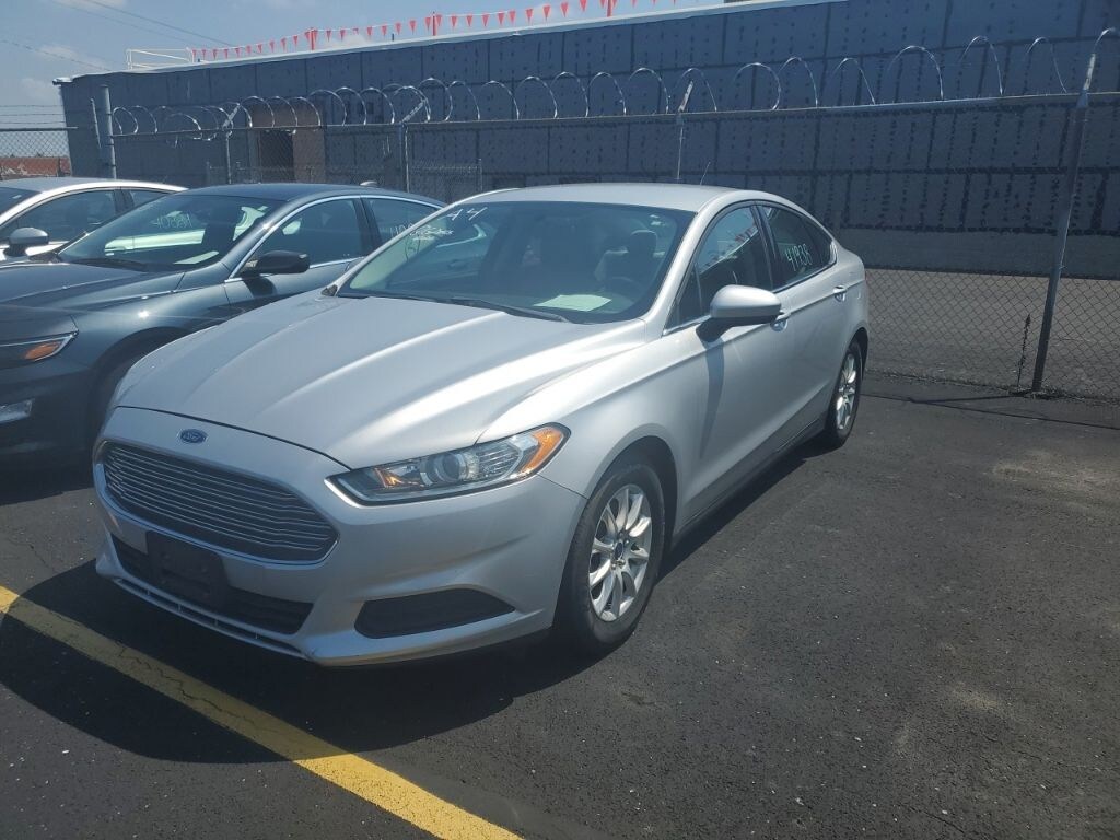 Used 2016 Ford Fusion S Sedan