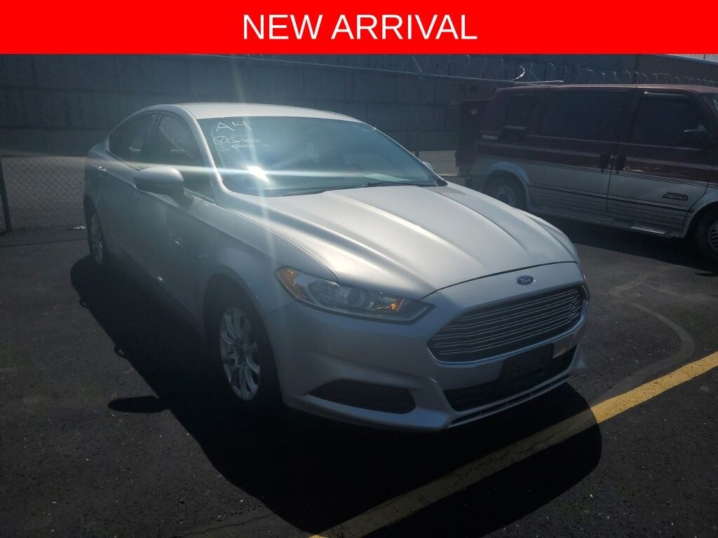 Used 2016 Ford Fusion S Sedan