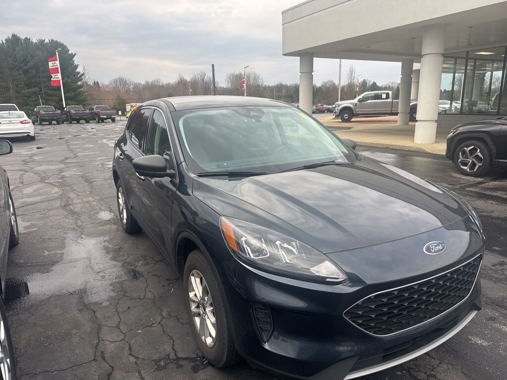 Used 2022 Ford Escape SE SUV