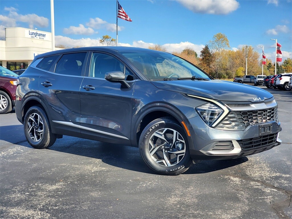 Used 2024 Kia Sportage LX SUV