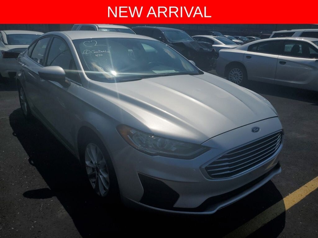 Used 2019 Ford Fusion SE Sedan
