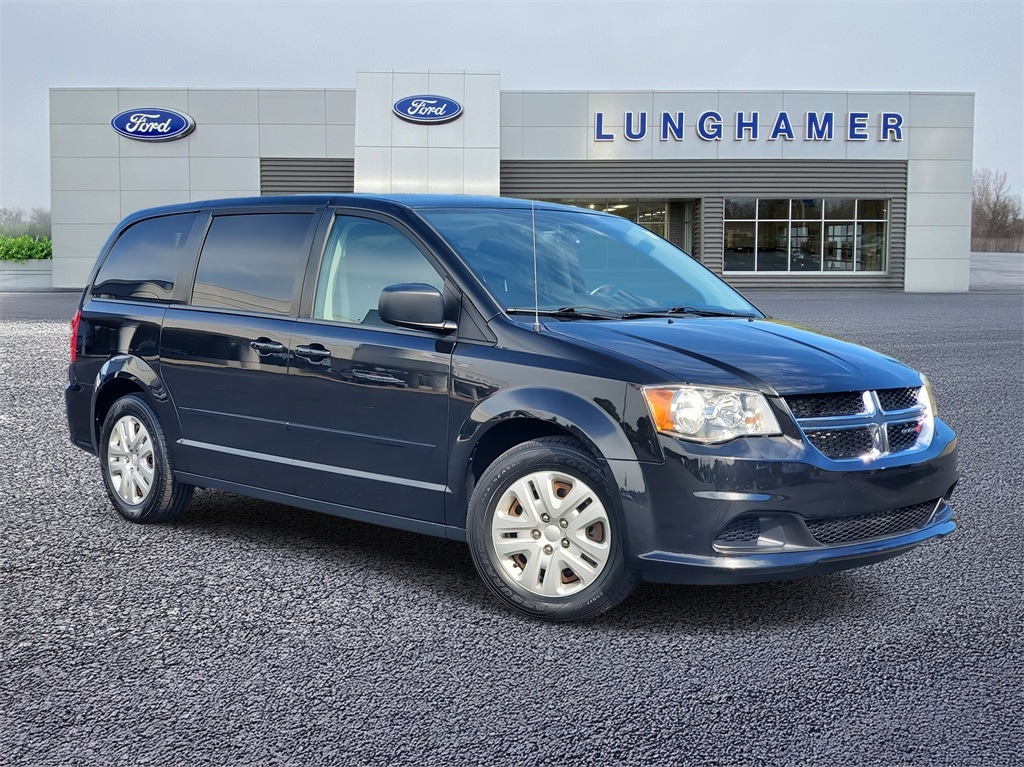 Used 2017 Dodge Grand Caravan SE Minivan/Van